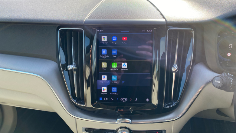 Volvo Xc60 2.0 T6 RC PHEV Inscription Expression 5dr AWD Auto Estate